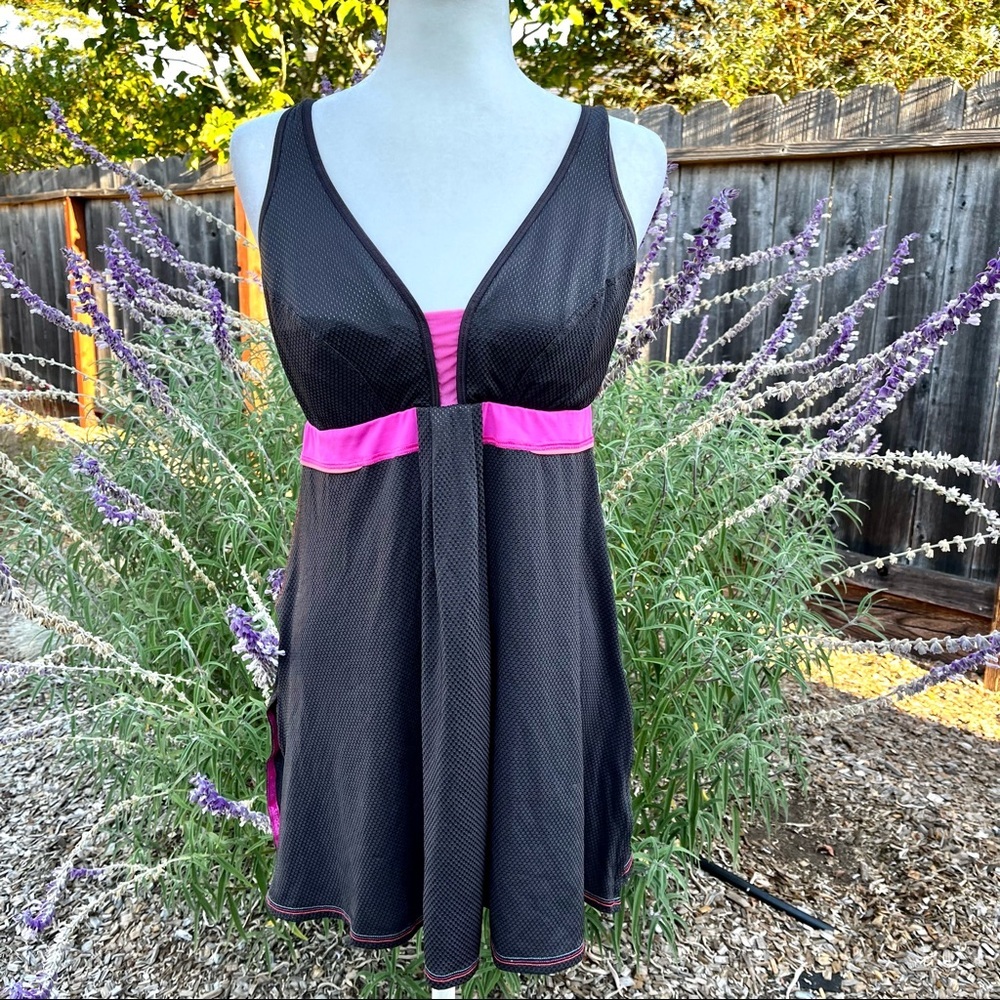 Shock Absorber Athletic Top - Size 38D